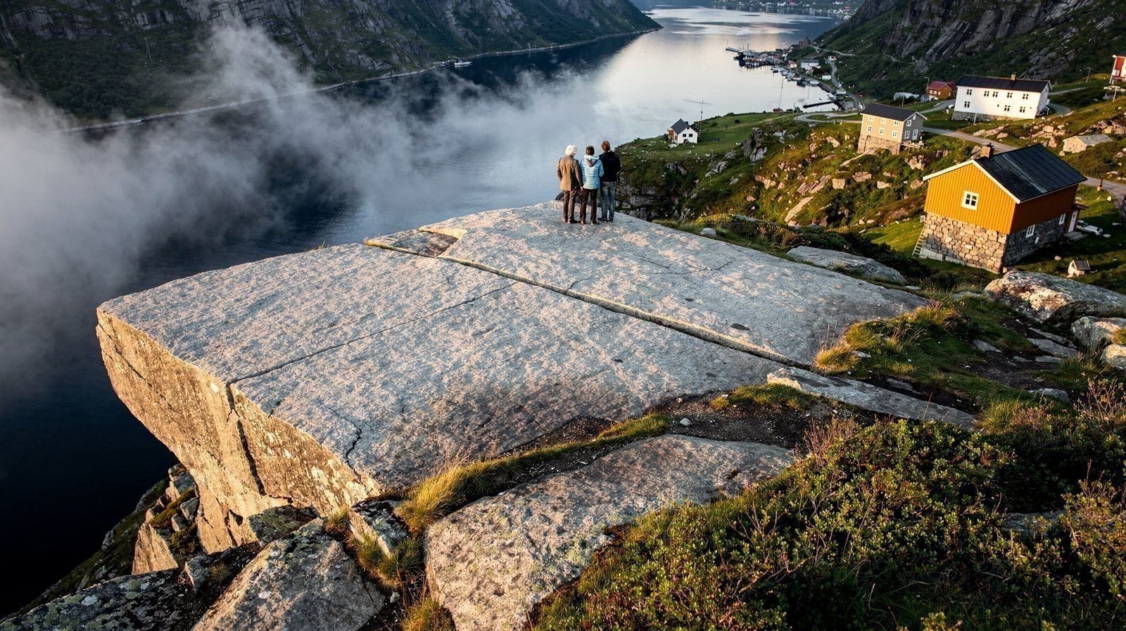 Preikestolen Is Geen Wandeling, Het Is een Rij