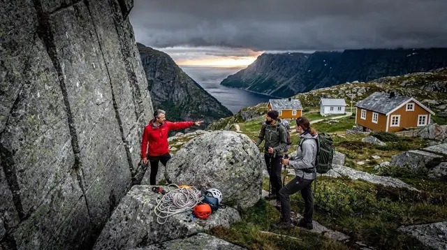Do You Need a Guide for Kjeragbolten?