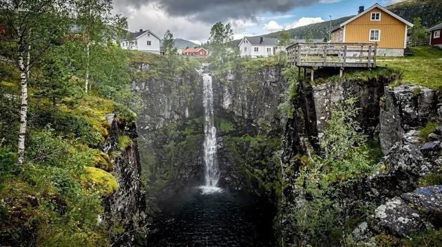 The Best Season to See Månafossen Waterfall