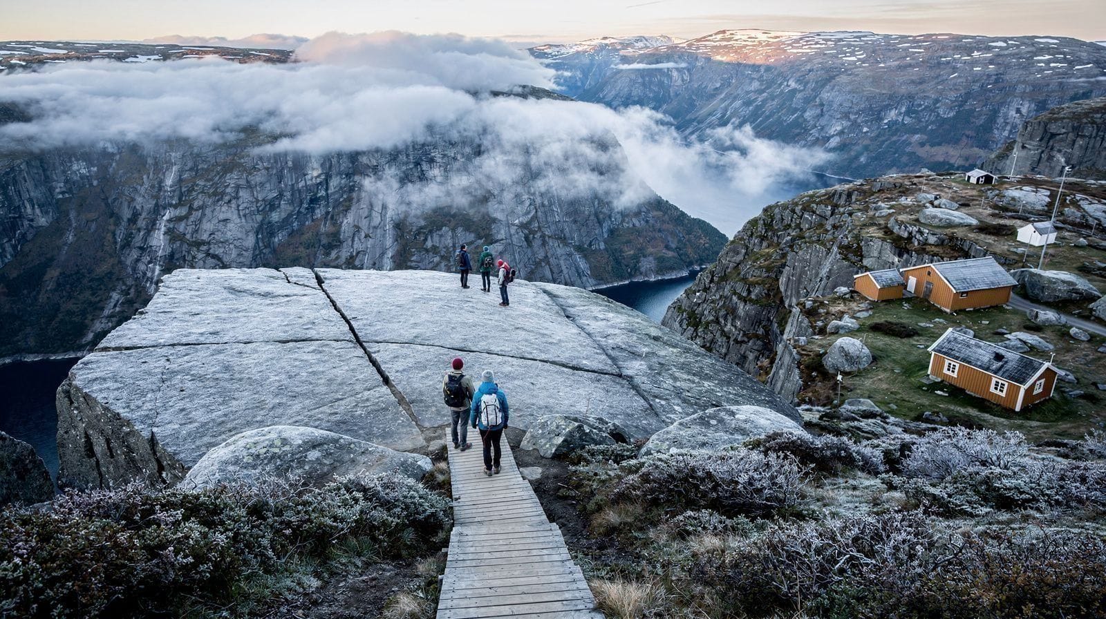 Preikestolen Sem Carro: Chegar ao Ponto de Partida de Autocarro e Barco