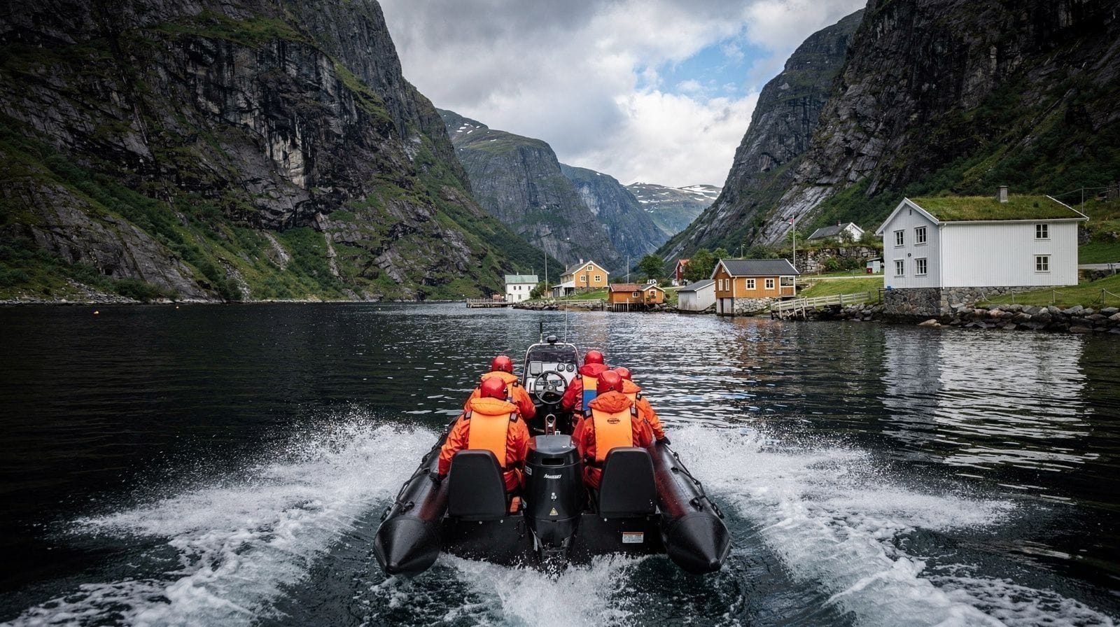 Um RIB Safari é Demasiado Radical para Crianças, Idosos ou Estômagos Sensíveis?