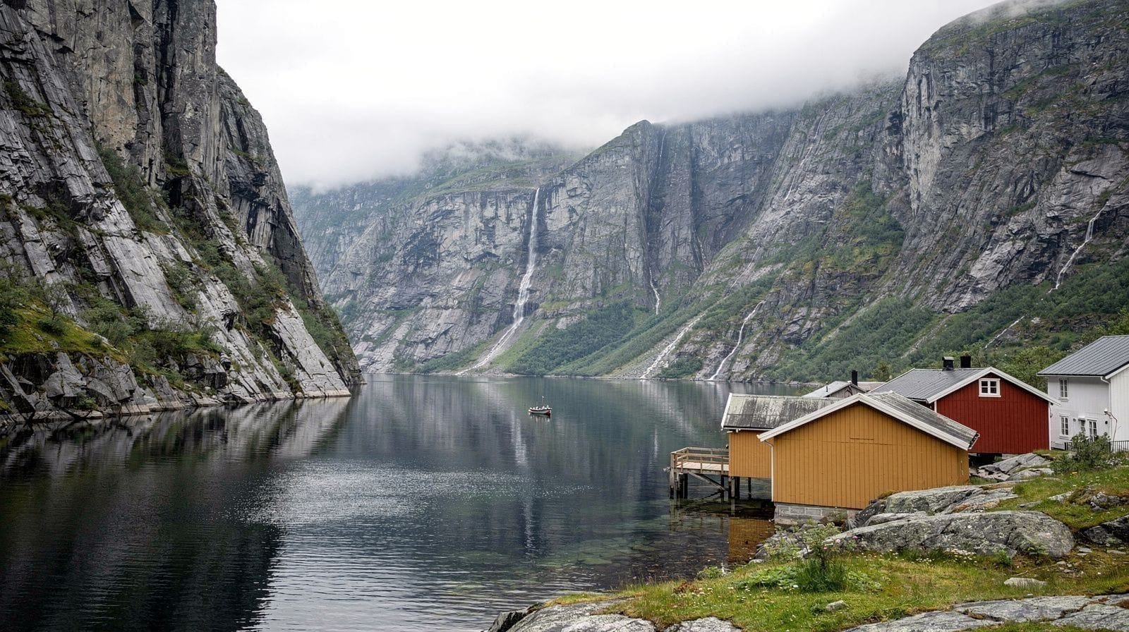 One Day on the Lysefjord: A Cruise-Only Itinerary